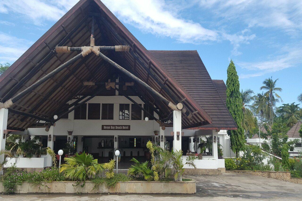 Kenya Bay Beach Hotel Bamburi Kültér fotó