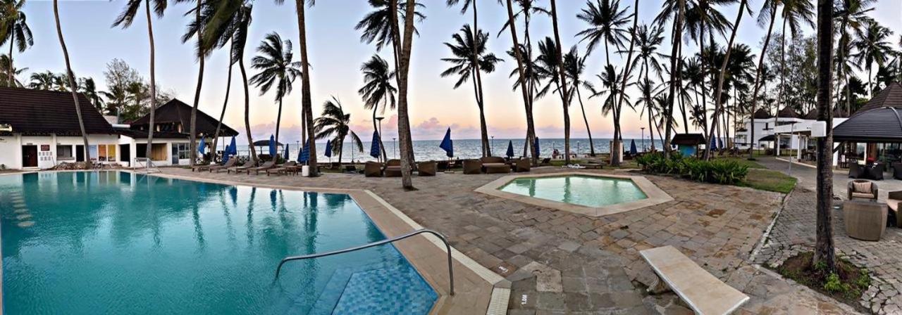 Kenya Bay Beach Hotel Bamburi Kültér fotó